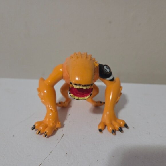 Ben 10 Bandai Action Figures Set Of 6 - Picture 5 of 7